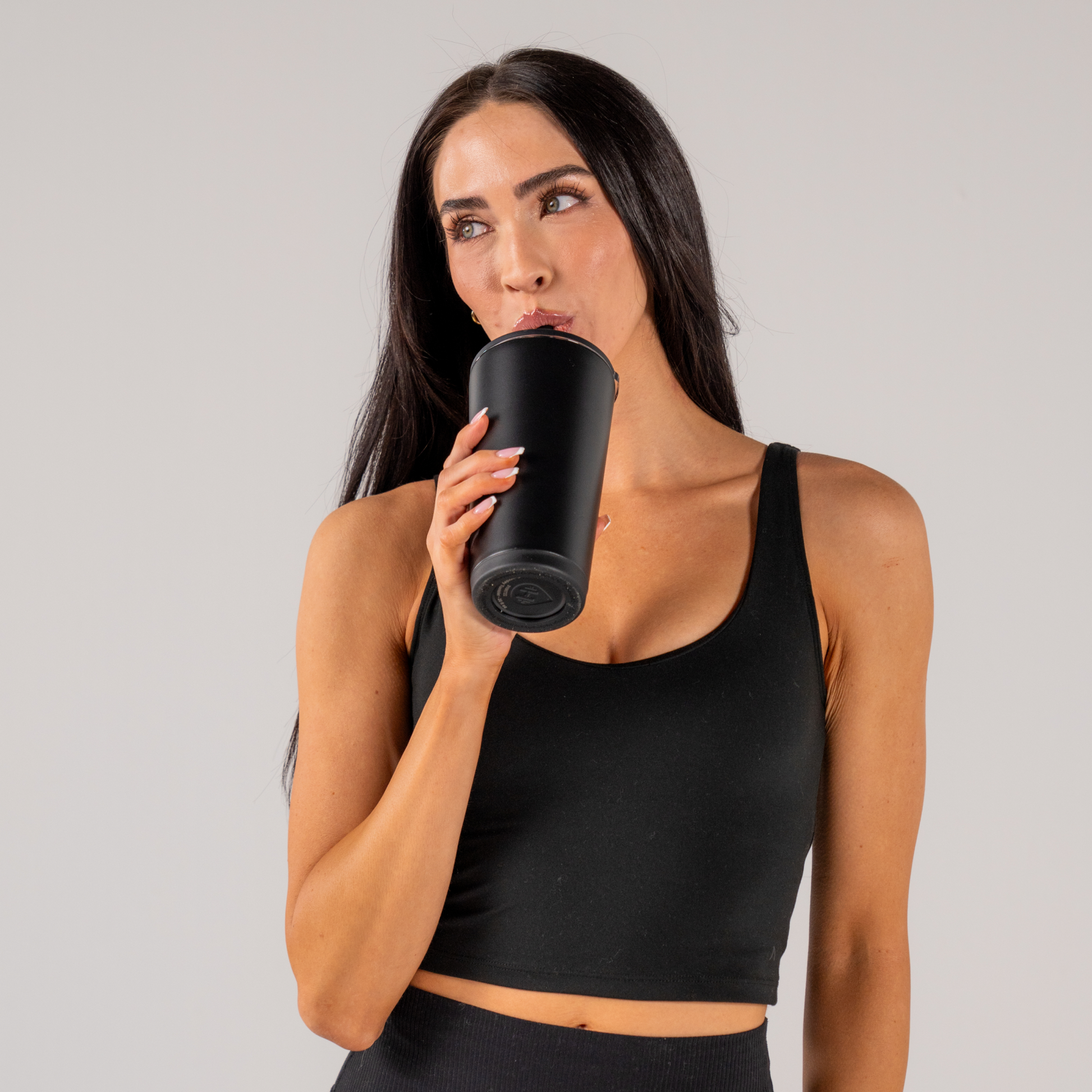 black-d4 EverydayTumbler20oz.-Black-WPI-5.png